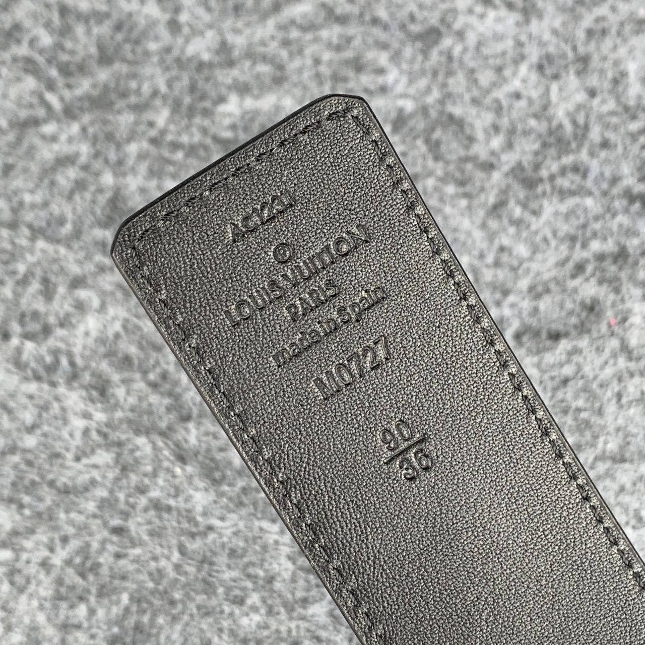 Louis Vuitton LV Light 40mm Reversible Belt 'Multicolor'